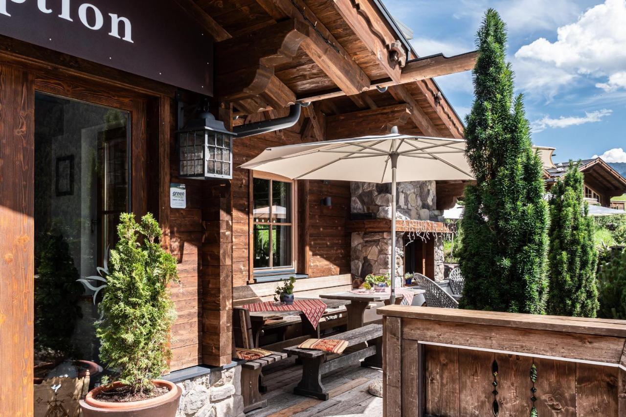 Hotel & Chalets Edelweiss Madonna  المظهر الخارجي الصورة
